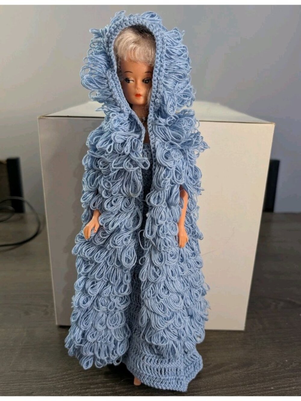 Crochet Barbie Snow Queen Gown Set w Hooded Cape And Bonnet VTG Celebrity Star
